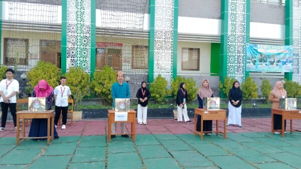 Read more about the article Semangat Demokrasi Warnai Pemilihan Ketua OSIS MAN 1 Kabupaten Gorontalo