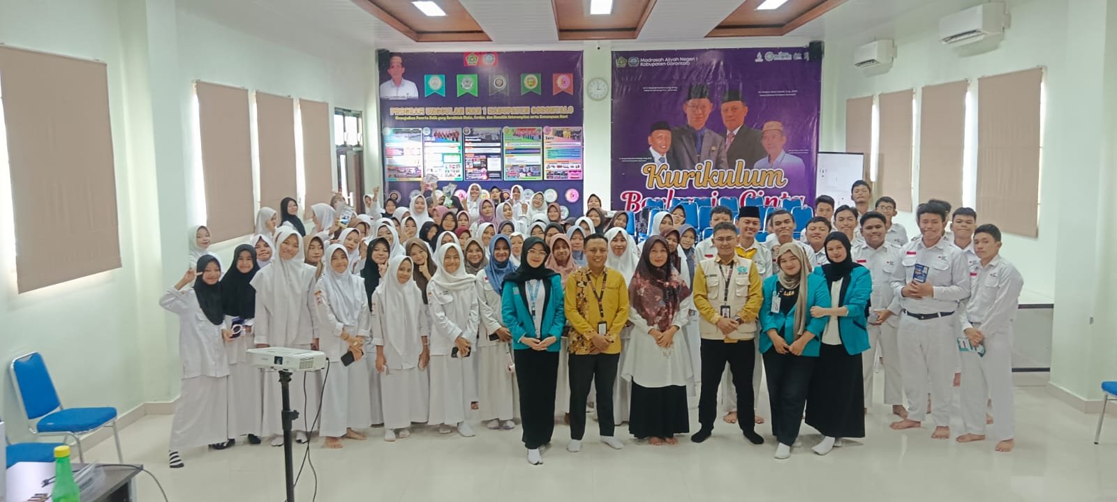 Read more about the article MAN 1 Kabgor Ikuti Sosialisasi PMB UBM Gorontalo