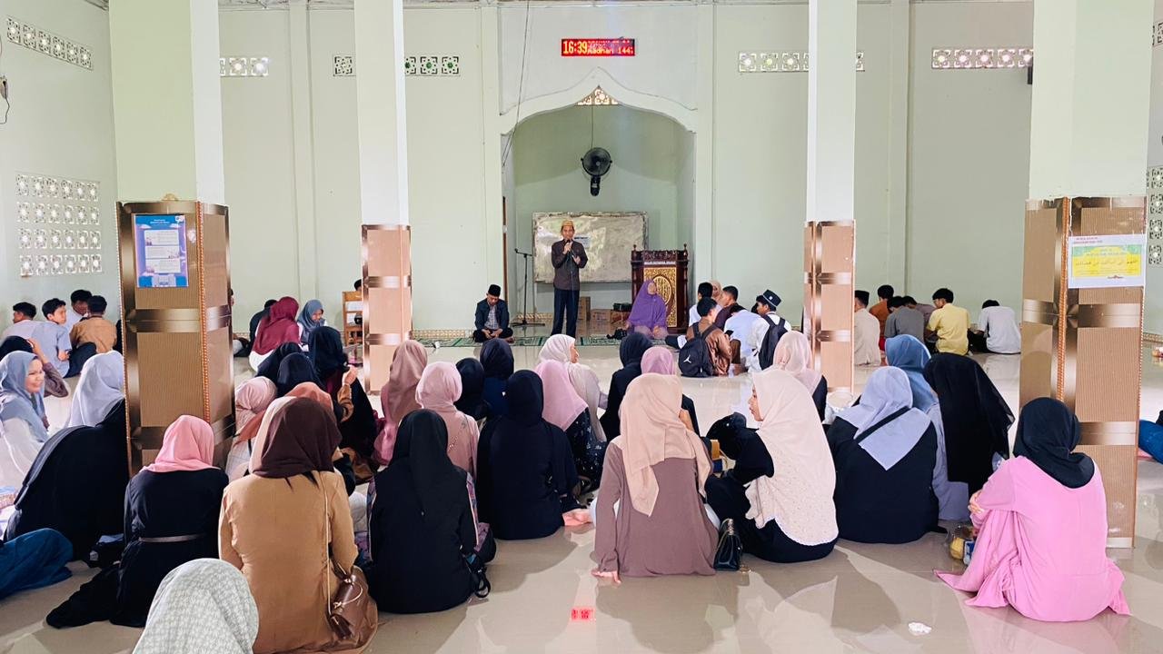 Read more about the article Bukber dan Moderasi Beragama Warnai Penutupan Pesantren Ramadan MAN 1 Kabupaten Gorontalo