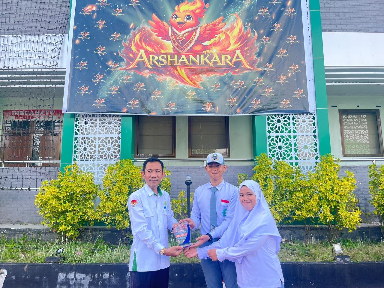 Read more about the article Launching Angkatan kelas XII MAN 1 Kabgor, Sederhana namun Sarat Makna